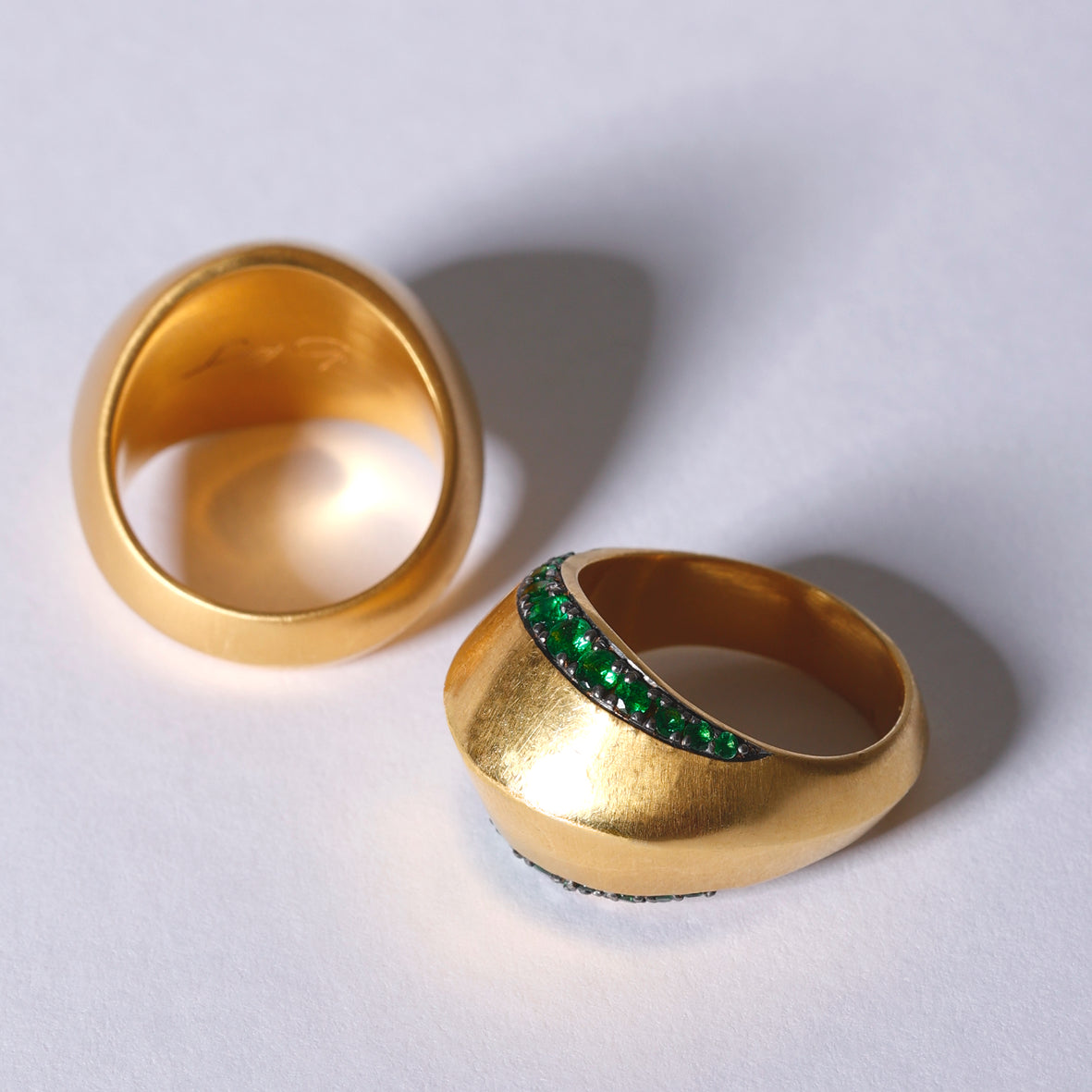 Donna Tsavorite Ring